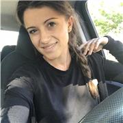 Insegnante di Inglese laureata presso università in UK